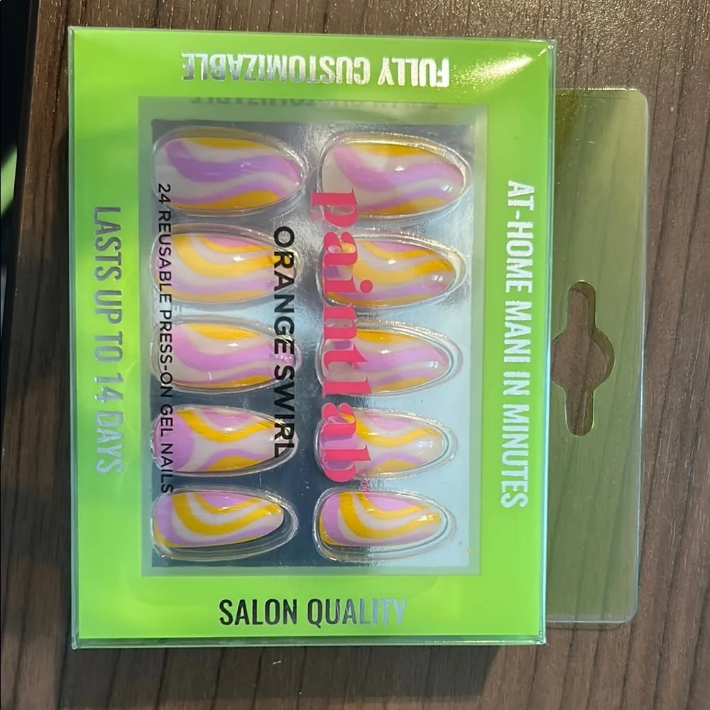Paintlab Orange Swirl press on nails